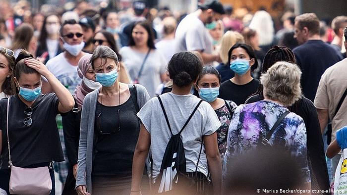 Alemania endurecerá sus restricciones para frenar avance del virus