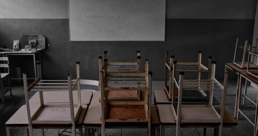 Venezuelan schools restart in a void