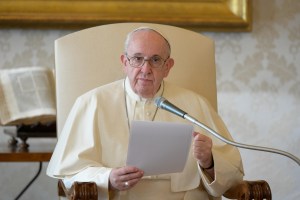 El papa Francisco pide no caer en la “fiebre consumista” tras la pandemia