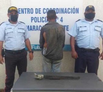 Un colombiano casi fue linchado por herir con un machete a su hija en Maracaibo