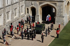 EN FOTOS: Arrancó el cortejo fúnebre del príncipe Felipe desde Windsor