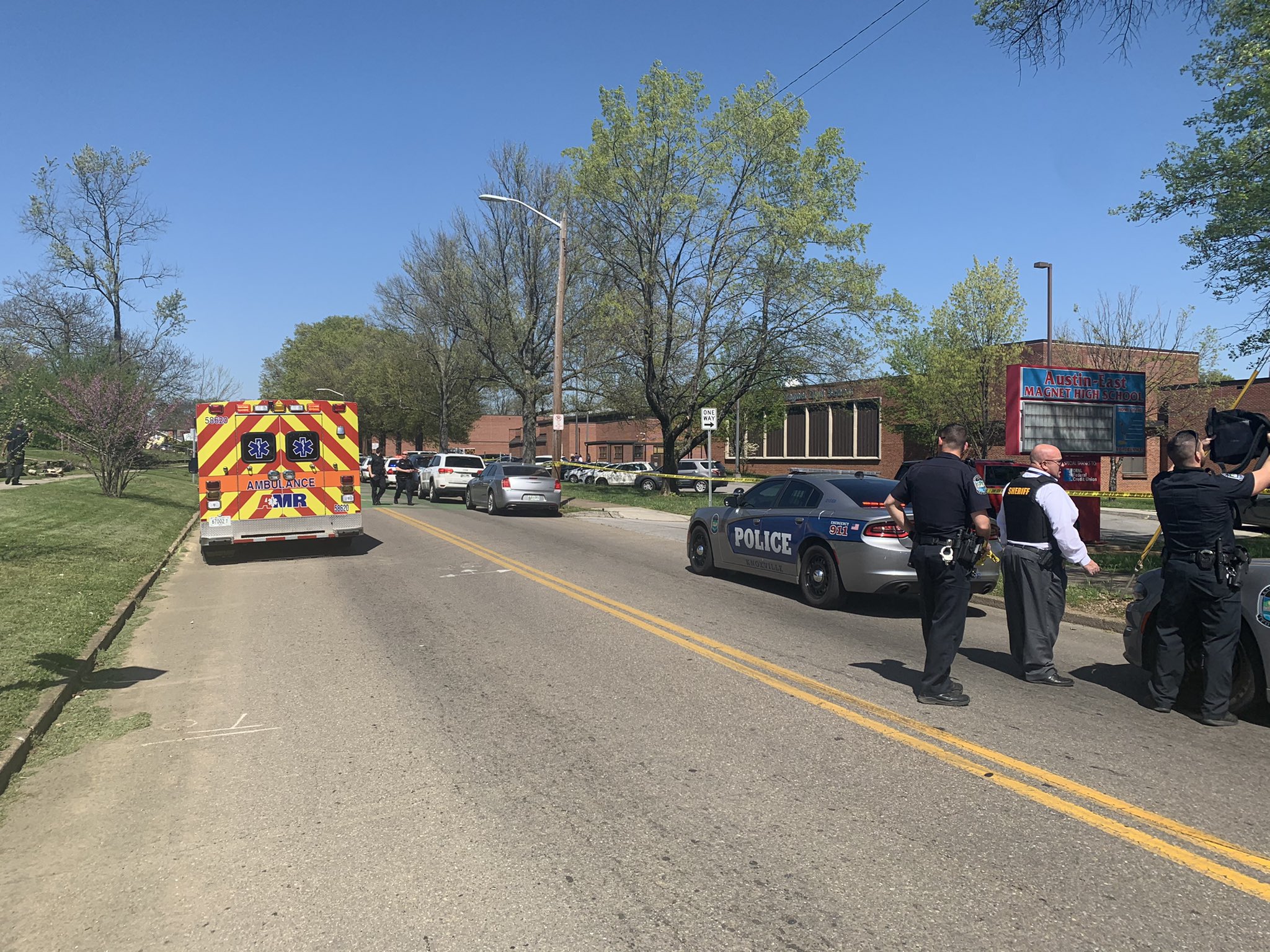 Estudiante armado murió en enfrentamiento con la Policía en escuela de Tennessee