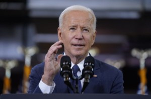 Joe Biden predica la “paciencia” para restaurar la fe en el gobierno