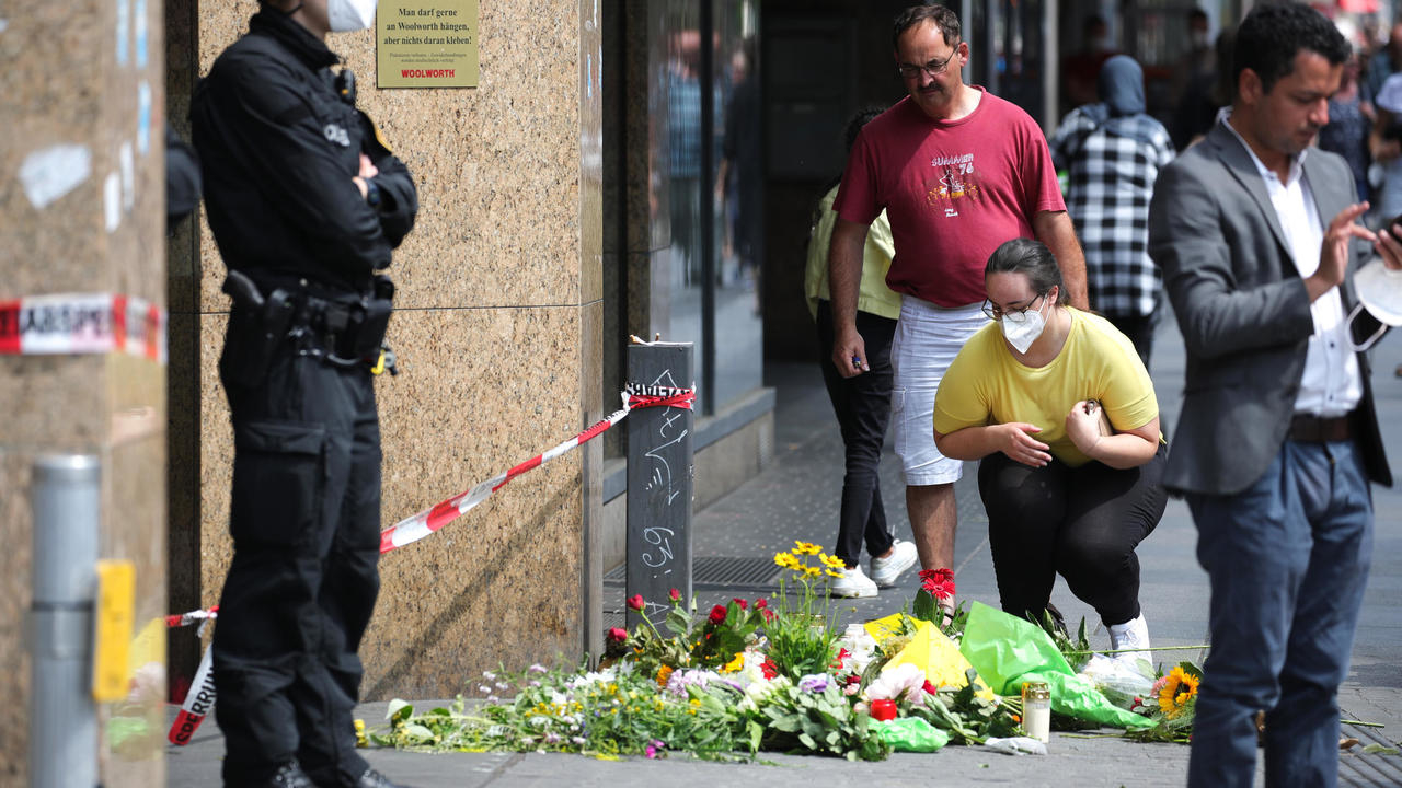 Alemania investiga los motivos del autor del ataque con cuchillo que dejó saldo de tres muertos