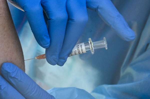 Biden destinará envío de 25 millones de vacunas anticovid para Latinoamérica