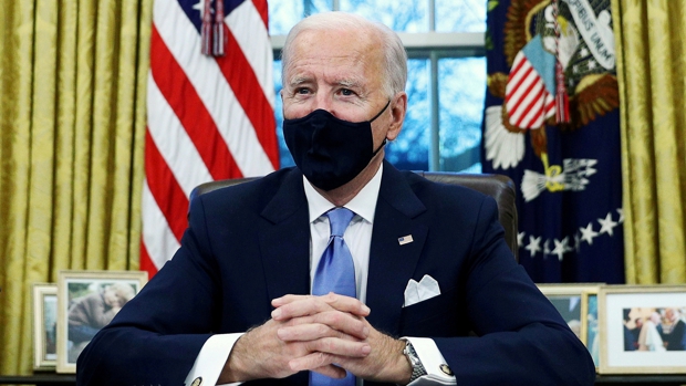 Fiscales de 24 estados de EEUU amenazaron con demandar a Biden por medidas antiCovid