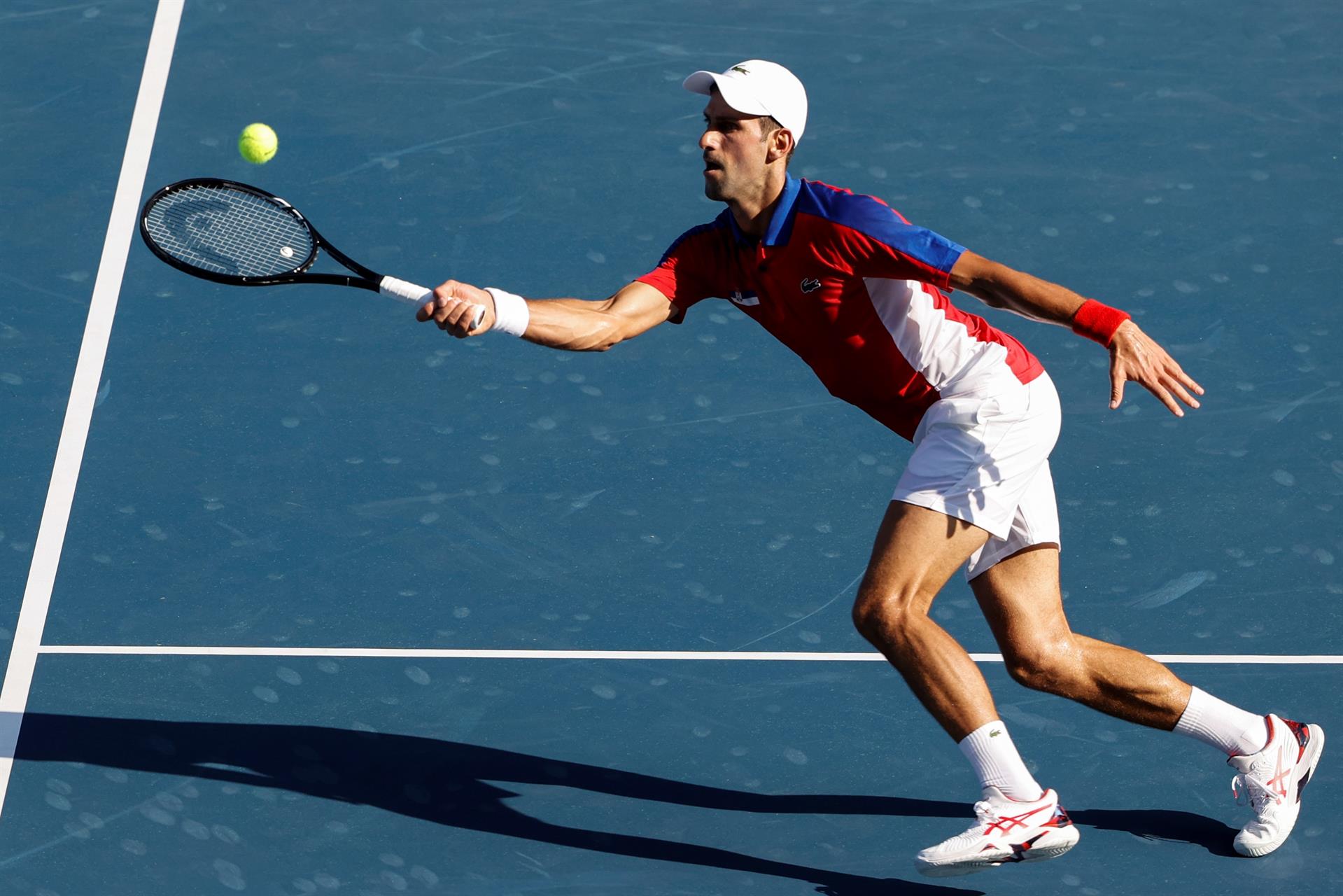 Sin apuros, Novak Djokovic superó al boliviano Dellien en su debut olímpico