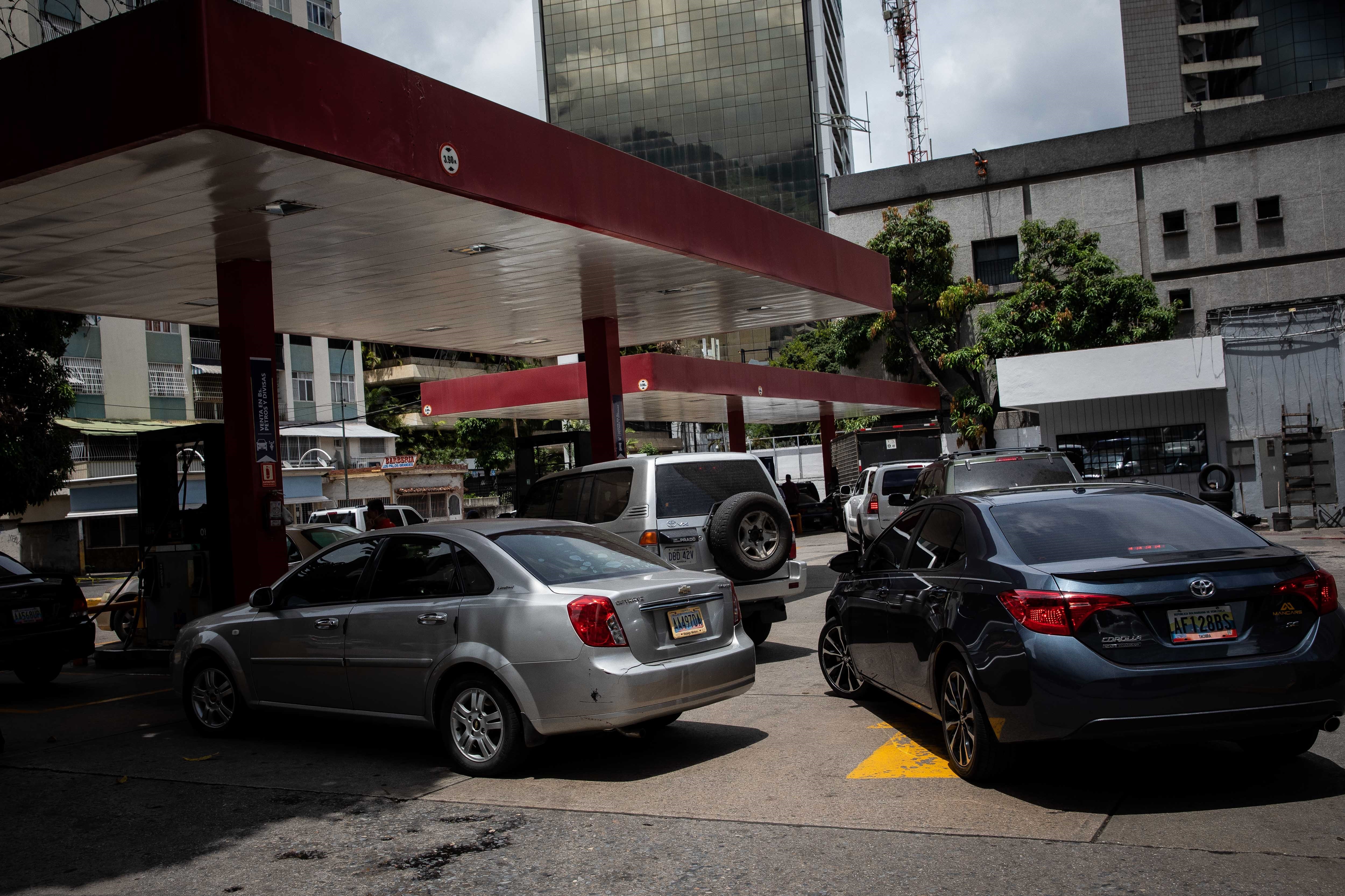 Activistas denuncian abusos policiales contra venezolanos que protestaban por gasolina