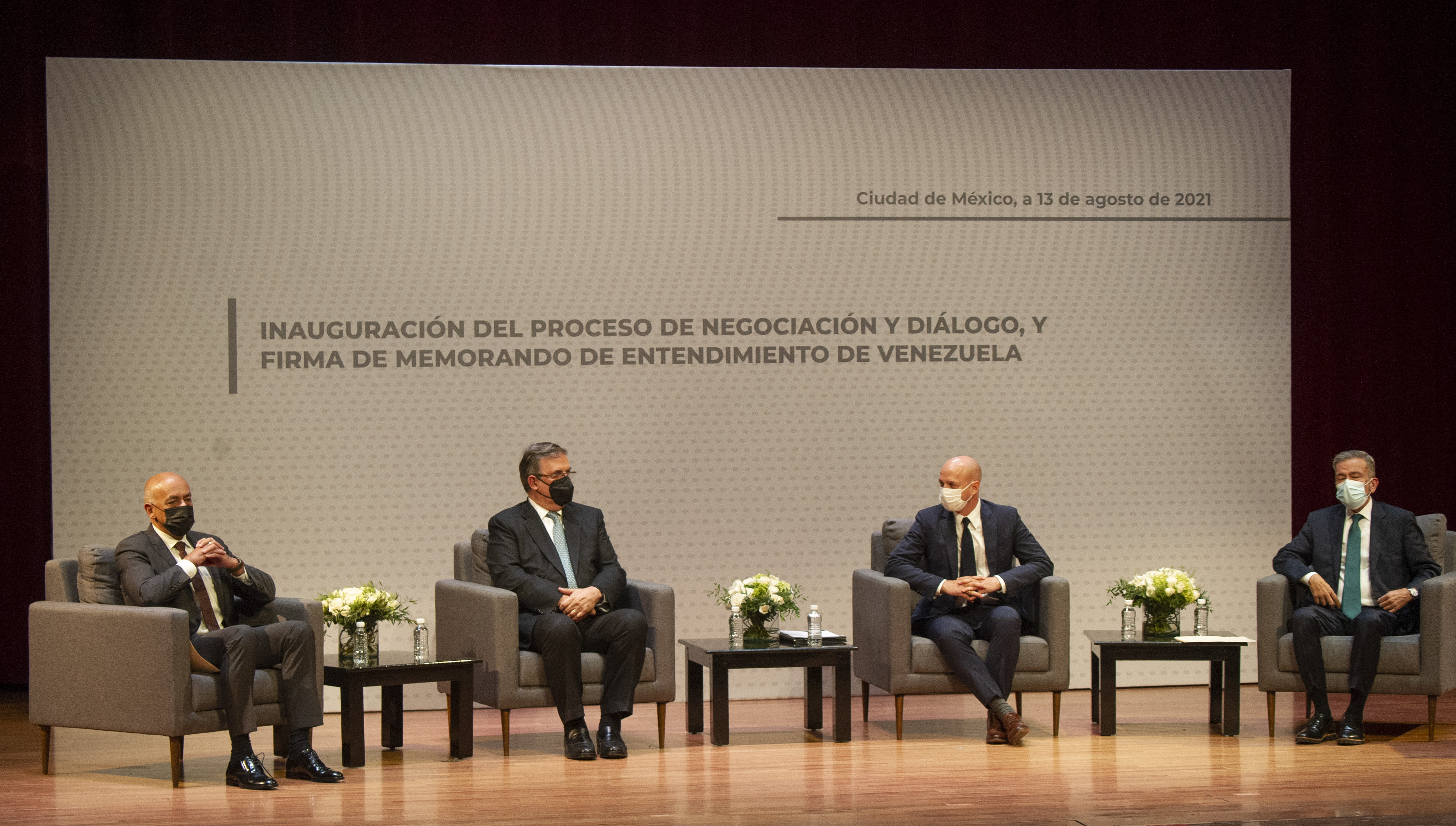 Petro reveló cuándo se reanudará el diálogo entre la Plataforma Unitaria y el chavismo