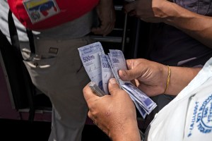 El monto que los transportistas solicitan como pasaje mínimo en Venezuela