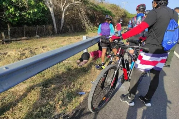 Conductor borracho arrolló a ciclistas en Valle del Cauca e intentó huir