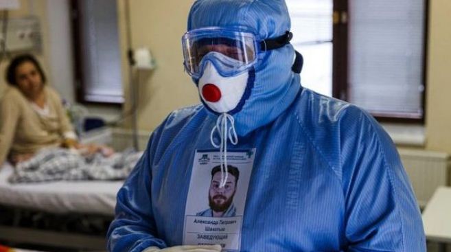 “Me iba a vacunar mañana”: El lamento más repetido en hospital de Moscú tras nueva ola de la epidemia