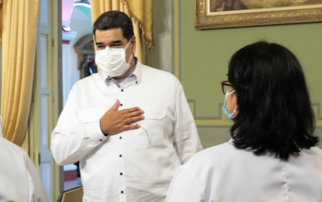 Maduro sueña con implementar “telemedicinas” mientras los hospitales no tienen electricidad