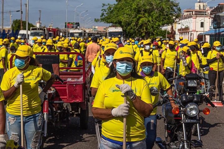 Tras el abandono chavista, plan “Maracaibo sin Moscas” arranca con 80 unidades recolectoras de basura (Fotos)