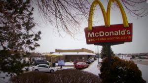 Empleada de McDonald’s en EEUU hizo lo impensable para salvar a un cliente en apuros