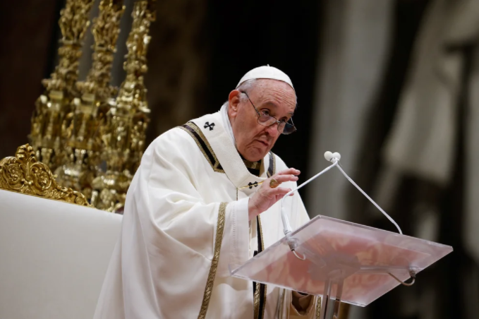 Papa Francisco presidió misa de Gallo en la basílica de San Pedro con aforo reducido