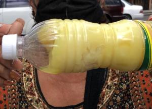 Club de abuelos en Guárico denuncia que aceite del Clap es una “manteca tapa arterias” (Fotos)