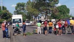 “Estamos cocinando con leña”: Más de tres meses sin gas llevan en Barinas