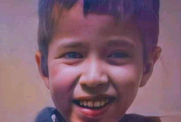 Nace un hermano del niño marroquí Rayan en el aniversario de su muerte