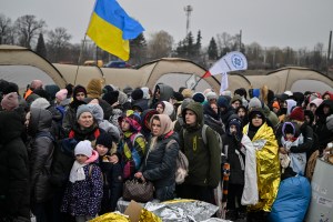 Ucrania rechaza los corredores humanitarios propuestos por Rusia y se prepara para nuevos ataques