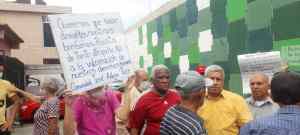 En Barinas legisladores le dieron la espalda a la gente en caso de las bombonas de gas desaparecidas