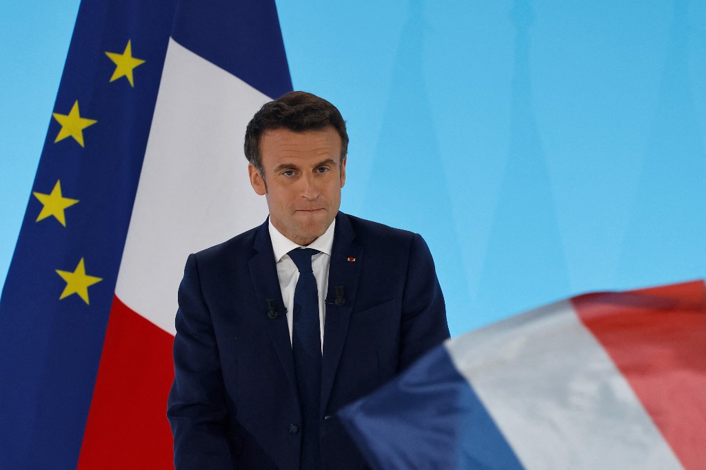 Macron condena la adhesión a Rusia de las regiones ucranianas