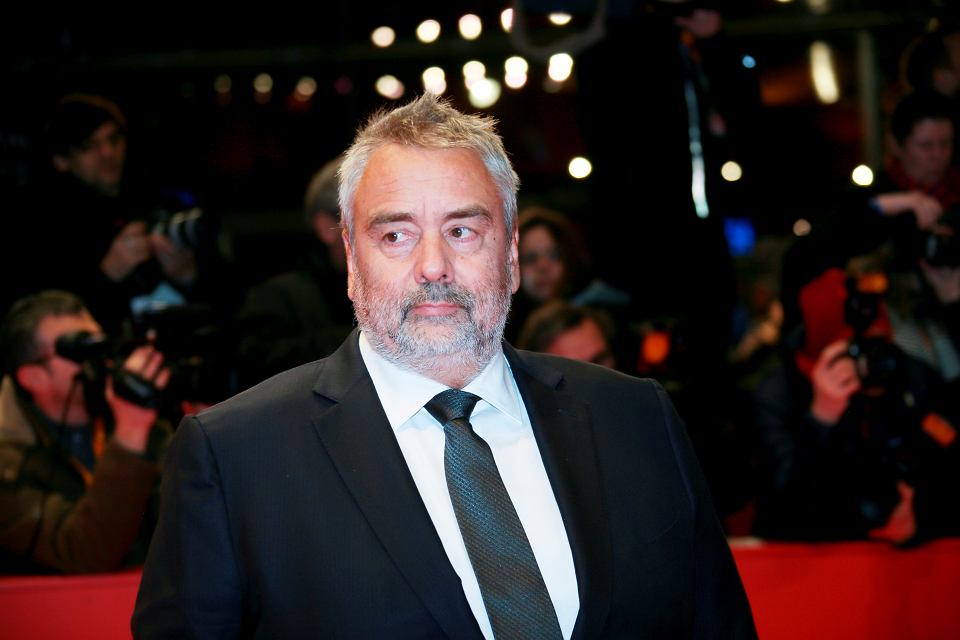 Tribunal francés desestimó recurso de una actriz que acusó al cineasta Luc Besson de presunta violación