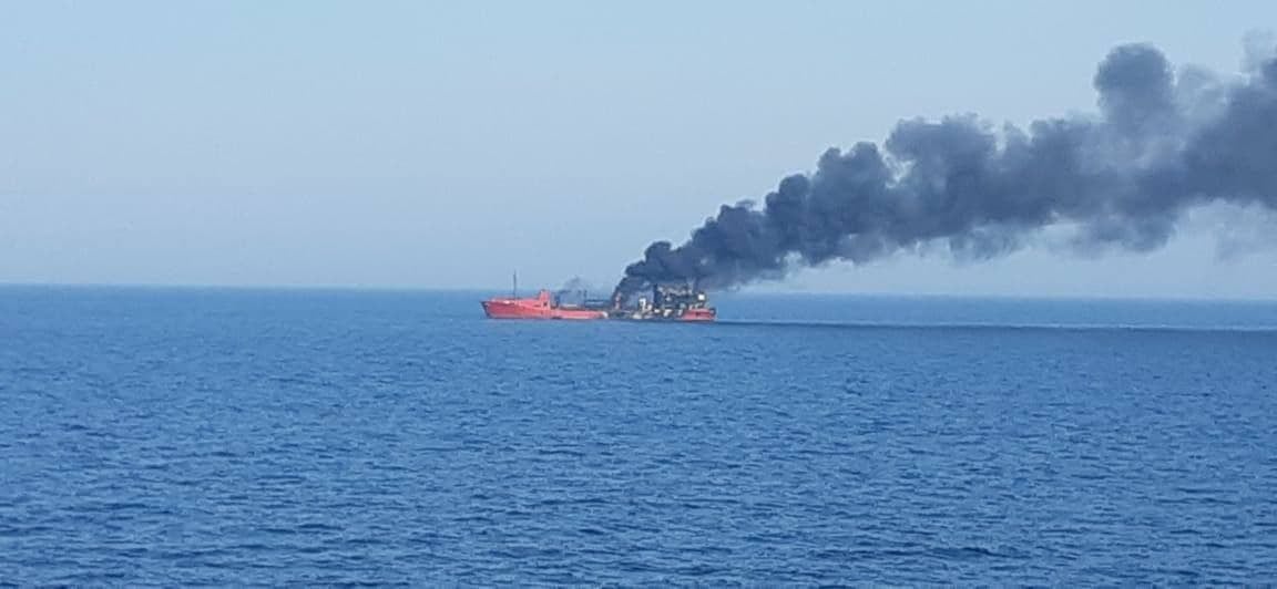 Misil ruso impactó contra un petrolero moldavo a la deriva en el mar Negro