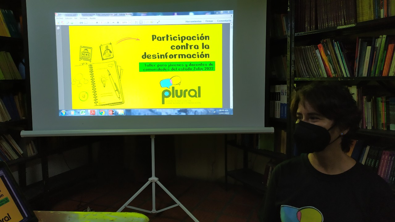 Plural formó a 70 estudiantes y docentes de escuelas Fe y Alegría de Maracaibo y Paraguaipoa