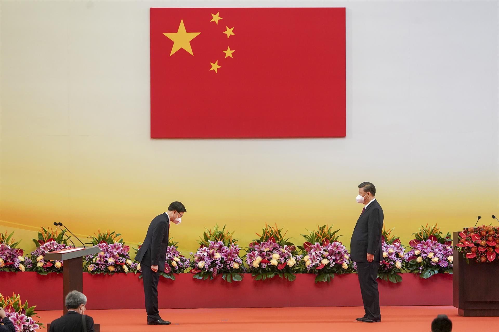 Xi Jinping defiende su modelo de Hong Kong en el 25 aniversario de su regreso a China