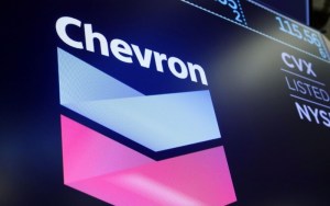 Chevron en conversaciones con Argelia para acuerdo de exploración de hidrocarburos