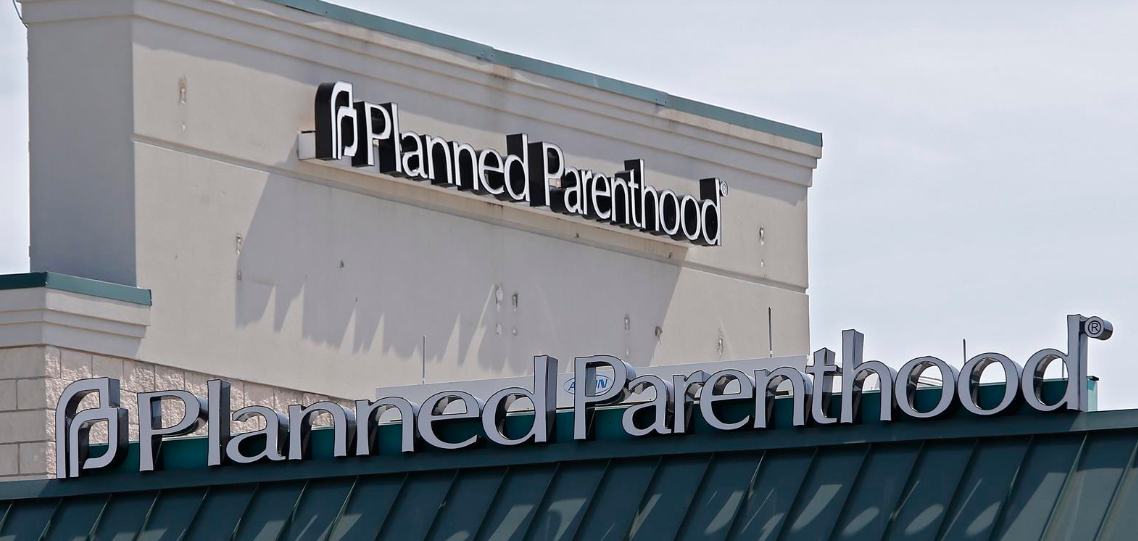 Polémica: Revelan datos íntimos sobre personas que visitan centros de abortos en EEUU