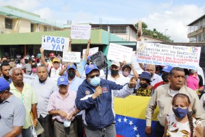 Gremios de la Udo protestan por pago de bono vacacional y recreacional