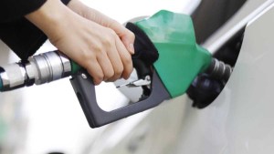 Precios de la gasolina en Florida subieron por primera vez en 10 semanas