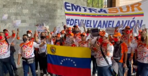 La paupérrima marcha de “trabajadores de Conviasa” pidiendo la devolución del avión detenido en Argentina (VIDEO)