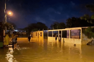 El granizo acompañó a los relámpagos durante aguacero en Carora (video)