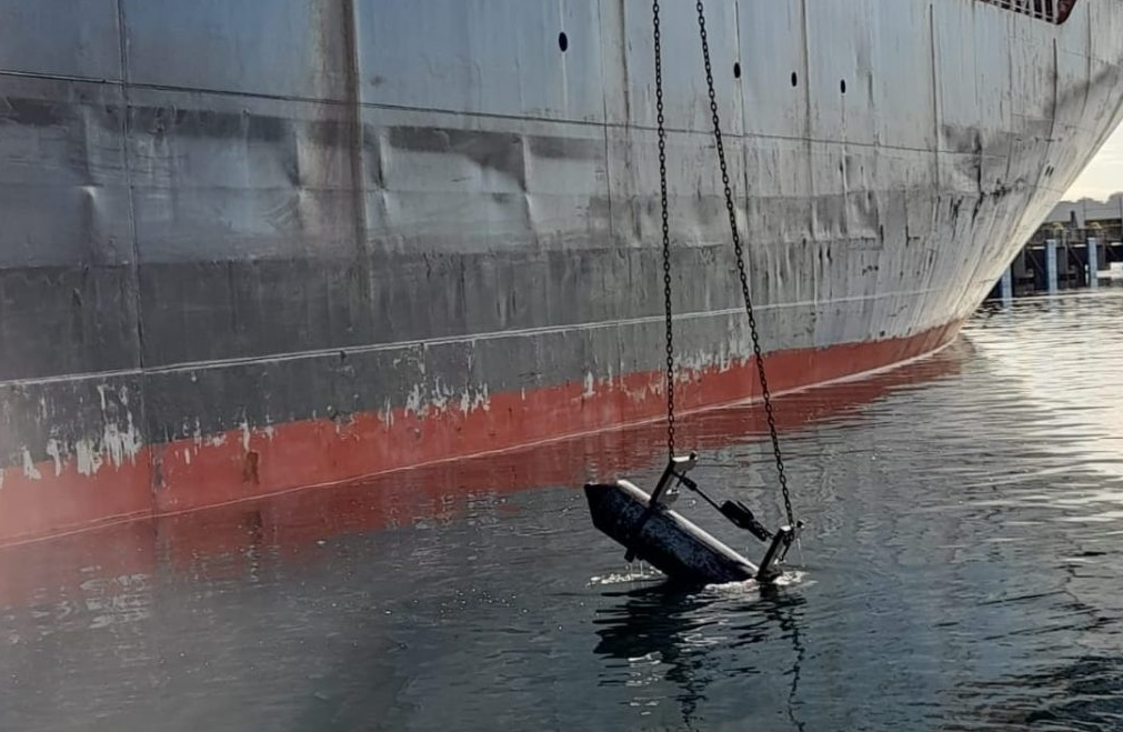 Escondían cocaína los dispositivos “parásitos” adheridos al casco de buque en Costa Rica