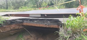 Gobernador chavista de Monagas prometió “cambiarlo todo”… pero las carreteras siguen “vueltas ñoña”