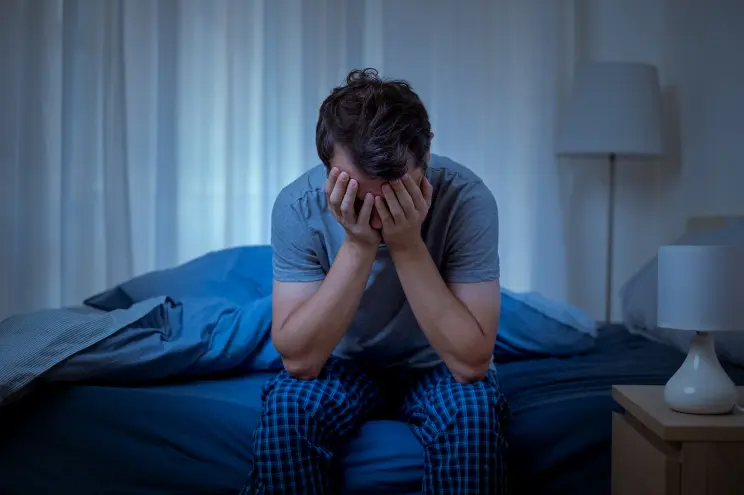 La verdad sobre las interrupciones del sueño y un trastorno inquietante, según estudio en EEUU