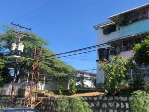 Ignorados por Corpoelec: Familias de San Juan de los Morros tienen casi una semana sin luz