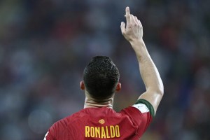 Cristiano Ronaldo y toda Portugal sufrieron hasta el último suspiro para ganar