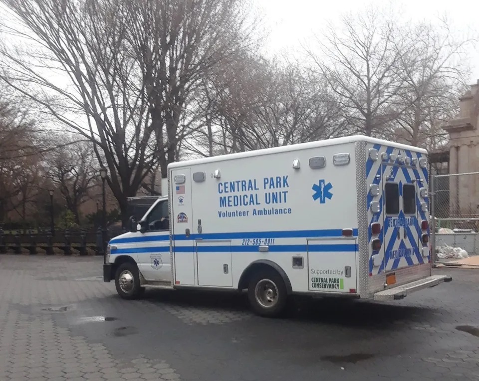 Terrible hallazgo en Nueva York: Hombre se quitó la vida colgándose en Central Park