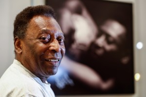 Estado de salud de Pelé muestra “mejora progresiva”