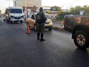 Taxista grabó en VIDEO a la GNB en pleno “matraqueo” y acabó preso en Zulia
