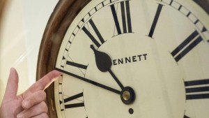 ¿Por qué atrasar el reloj? Las seis cosas que debes saber sobre el cambio de horario en EEUU