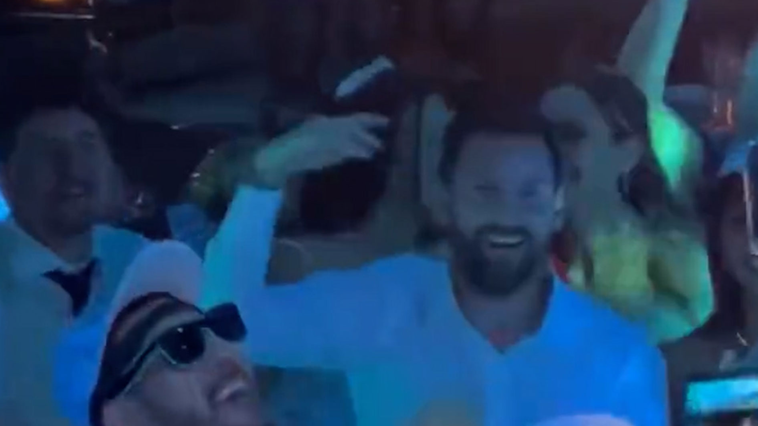 Messi asistió a la fiesta de 15 años de su sobrina: fue recibido por una multitud y bailó al ritmo de “Muchachos” (VIDEOS)