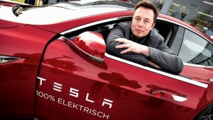 Elon Musk negó que Tesla esté negociando instalar una planta de montaje en Arabia Saudí