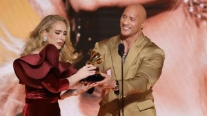 Dwayne “La Roca” Johnson hizo realidad el sueño de Adele en los Grammy