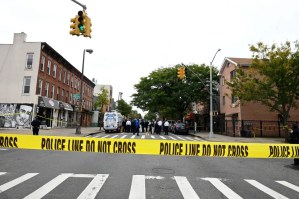 Hallan a hombre moribundo en El Bronx con un corte en su cabeza y no pudieron salvarlo