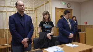 Estudiante universitaria rusa enfrenta diez años cárcel por criticar la invasión a Ucrania